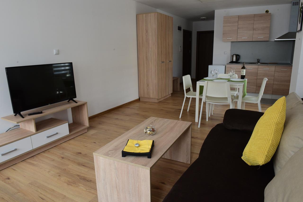 Hotel Active Apartments 타르고비쉬테 외부 사진